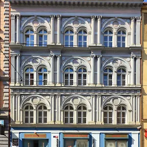 Tabor Praag